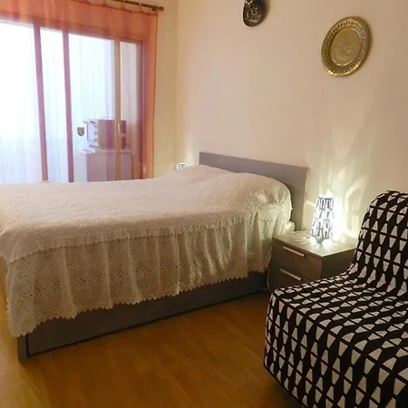 T2 Avec Terrasse Sud, Garage, Centre-ville Du Lavandou, Proche - Fr-1-251-789 Apartment